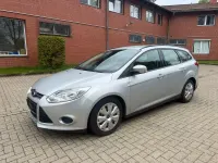 Gebraucht Ford Focus Trend 116 PS (85 kW) 2014 Silber Kombi