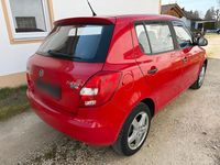 Gebraucht Skoda Fabia 60 PS (44 kW) 2009 Rot Kleinwagen