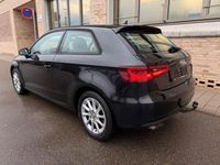 Gebraucht Audi A3 Attraction 150 PS (110 kW) 2013 Schwarz Limousine