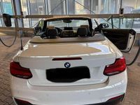 Gebraucht BMW 225 M Sport 224 PS (164 kW) 2018 Weiß Cabrio