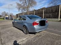 Gebraucht BMW 325 218 PS (160 kW) 2006 Blau Limousine