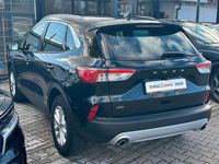 Gebraucht Ford Kuga Titanium 190 PS (139 kW) 2022 Schwarz SUV