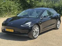 Gebraucht Tesla Model 3 Standard Range 175 kW (238 PS) 2019 Schwarz Limousine