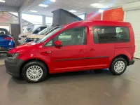 Gebraucht VW Caddy Trendline 102 PS (75 kW) 2020 Rot Van / Kleinbus