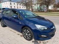 Gebraucht Opel Astra Edition 116 PS (85 kW) 2015 Blau Kombi