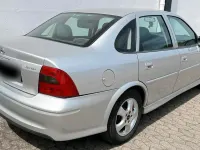 Gebraucht Opel Vectra 101 PS (74 kW) 2001 Grau Limousine