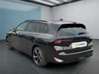 Neu Opel Astra 131 PS (96 kW) 2025 Schwarz Kleinwagen