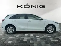 Usado Kia Ceed Edition 7 101 CV (74 kW) 2023 Blanco Utilitario