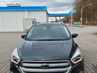 Gebraucht Ford Kuga 179 PS (131 kW) 2018 Grün SUV
