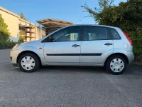 Gebraucht Ford Fiesta 60 PS (44 kW) 2007 Silber Kleinwagen