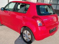 Gebraucht Suzuki Swift Snow 92 PS (67 kW) 2009 Rot Kleinwagen