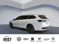 Gebraucht VW Passat R-line 177 PS (130 kW) 2026 Weiß Kombi