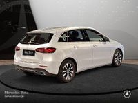 Gebraucht Mercedes B200 Progressive 150 PS (110 kW) 2023 Silber Van / Kleinbus