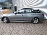 Gebraucht BMW 318 Sport Line 156 PS (114 kW) 2025 Grau Kombi