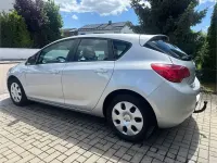 Gebraucht Opel Astra Selection 116 PS (85 kW) 2011 Silber Limousine