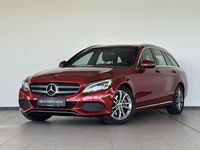 Używany Mercedes C250 211 KM (155 kW) 2017 Czerwony Kombi