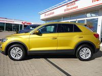 Gebraucht VW T-Roc Style 116 PS (85 kW) 2020 Kurkumagelb SUV