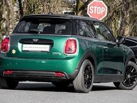 Gebraucht Mini Cooper SE Classic 135 kW (184 PS) 2022 Grün Kleinwagen