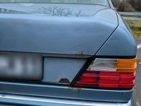Gebraucht Mercedes E230 1991 Blau Limousine