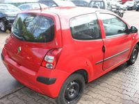 Gebraucht Renault Twingo Authentique 58 PS (42 kW) 2010 Hellrot Kleinwagen