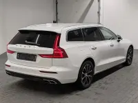 Gebraucht Volvo V60 Momentum 190 PS (139 kW) 2020 Solidweiss Kombi