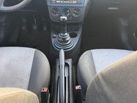 Gebraucht Ford Fiesta Ambiente 60 PS (44 kW) 2005 Blau Kleinwagen