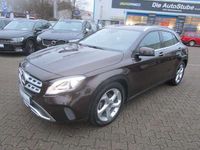 Gebraucht Mercedes GLA200 156 PS (114 kW) 2017 Orientbraun  metalliclack SUV