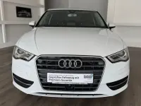 Używany Audi A3 Attraction 110 KM (80 kW) 2015 Biały Sedan/Limuzyna