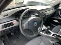 gebraucht BMW 320 i e90