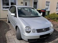 Gebraucht VW Polo Highline 75 PS (55 kW) 2004 Silber Kleinwagen