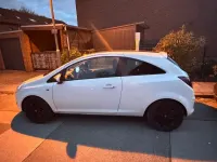 Używany Opel Corsa 87 KM (63 kW) 2010 Biały Hatchback