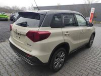 Neu Suzuki Vitara GL 110 PS (80 kW) 2025 Beige / dach schwarz SUV