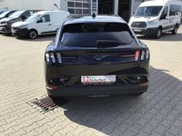 Gebraucht Ford Mustang Mach-E 216 kW (294 PS) 2022 Schwarz SUV
