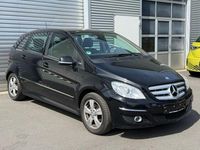 Gebraucht Mercedes B180 116 PS (85 kW) 2011 Schwarz Van / Kleinbus