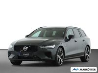 Neu Volvo V60 Plus 455 PS (334 kW) 2025 Grün Kombi