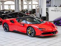 Gebraucht Ferrari SF90 2022 Rot Cabrio
