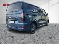 Neu Ford Tourneo Titanium 170 PS (125 kW) 2026 Chromablau metallic (blau) Van / Kleinbus
