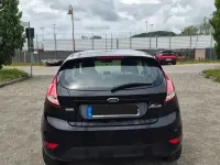 Usata Ford Fiesta SYNC Edition 101 CV (74 kW) 2015 Nero Utilitaria