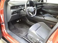 Gebraucht VW ID.7 Pro 210 kW (286 PS) 2025 Kings red metallic schwarz Kombi