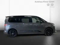 Gebraucht VW Multivan Edition 150 PS (110 kW) 2023 Grau Van / Kleinbus