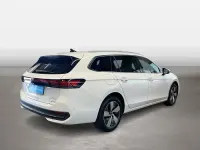 Gebraucht VW Passat Business 150 PS (110 kW) 2025 Pure white Kombi
