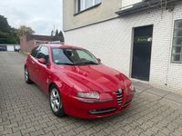Gebraucht Alfa Romeo 147 Distinctive 105 PS (77 kW) 2001 Rot Kleinwagen