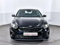 Gebraucht Kia Ceed Vision 140 PS (102 kW) 2021 Schwarz Kleinwagen