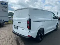 Gebraucht Ford Transit Custom Trend 233 PS (171 kW) 2025 Frozen white Limousine
