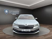 Gebraucht Skoda Superb Ambition 150 PS (110 kW) 2022 Brilliantsilber Kombi