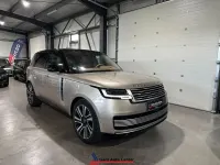 Gebraucht Land Rover Range Rover 400 PS (294 kW) 2023 Braun SUV