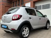 Gebraucht Dacia Sandero Prestige 90 PS (66 kW) 2015 Grau SUV