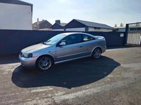 Second-hand Opel Astra 147 CP (108 kW) 2000 Argintiu Coupe