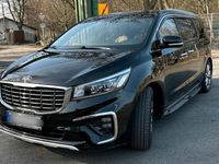 Gebraucht Kia Carnival 194 PS (142 kW) 2019 Schwarz Van / Kleinbus