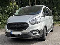 Gebraucht Ford Tourneo 150 PS (110 kW) 2023 Grau Van / Kleinbus